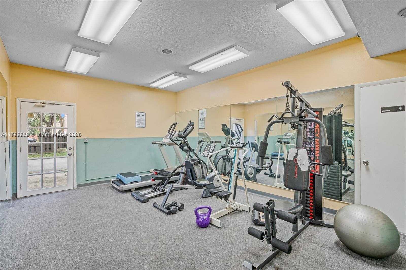 Small Image of 10744 NORTH KENDALL DR #M11, Miami Number 16