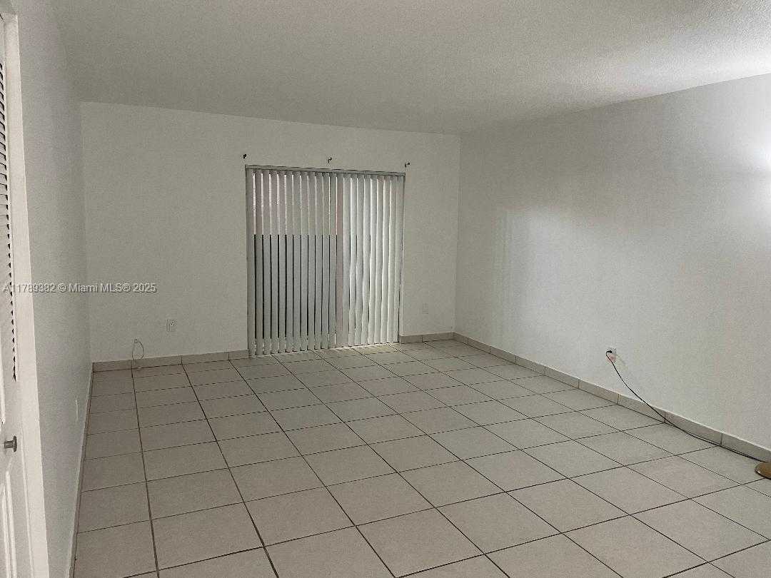 Small Image of 10744 NORTH KENDALL DR #M11, Miami Number 2