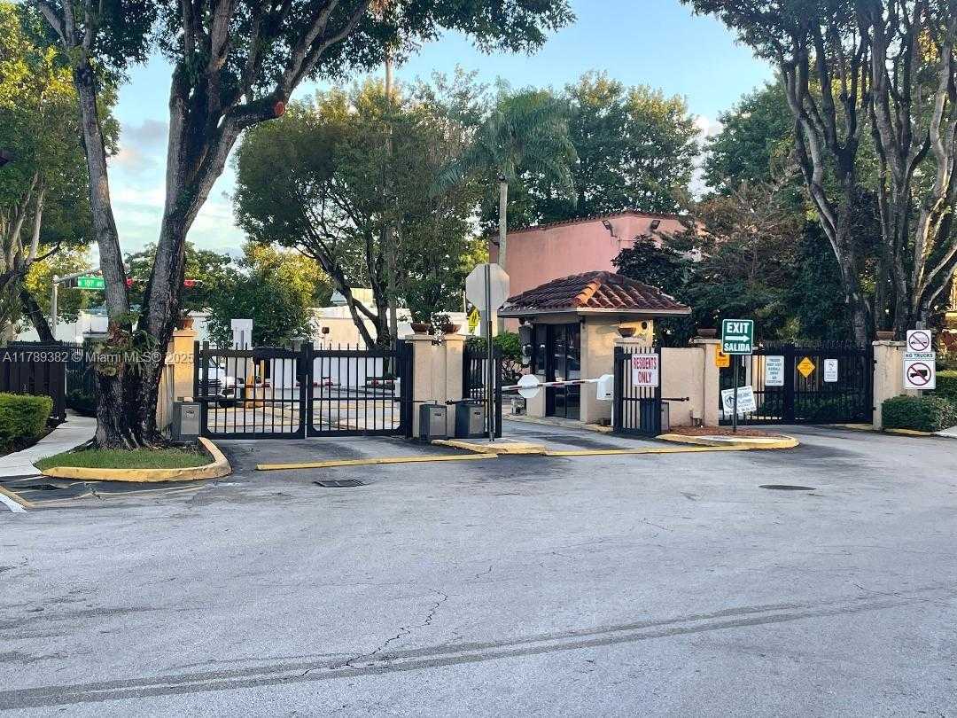 Small Image of 10744 NORTH KENDALL DR #M11, Miami Number 20