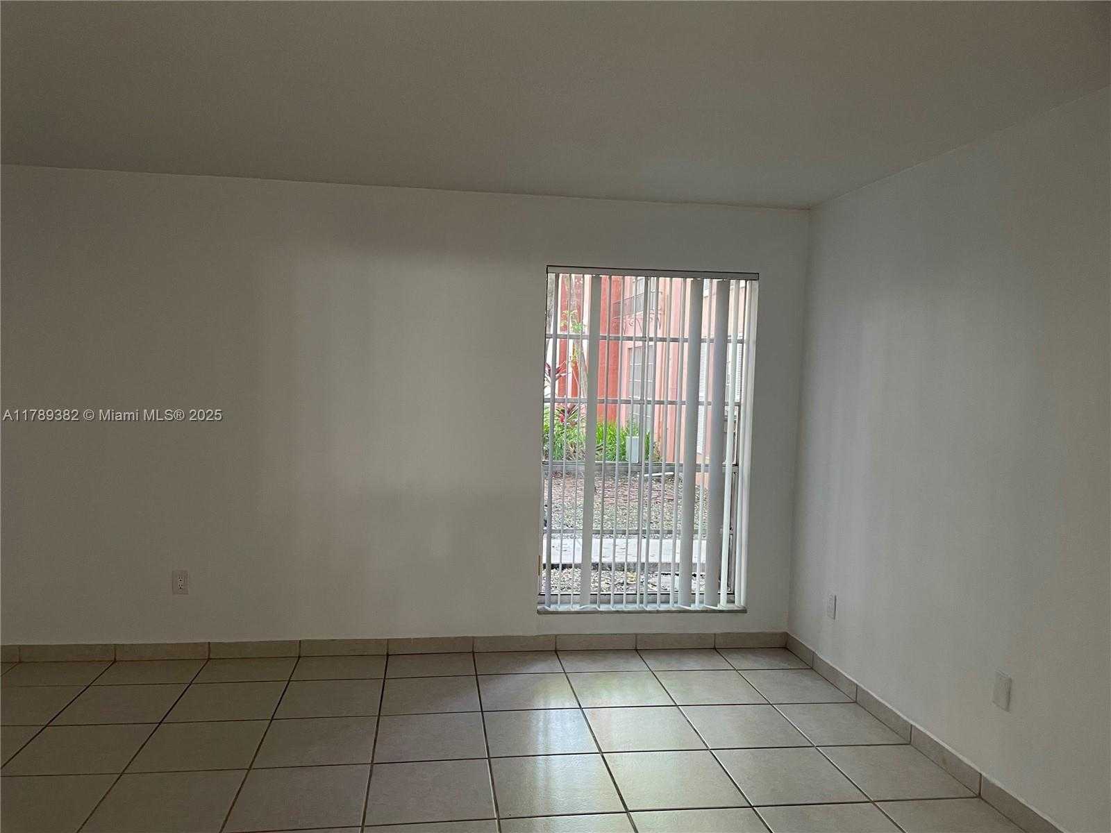 Small Image of 10744 NORTH KENDALL DR #M11, Miami Number 8
