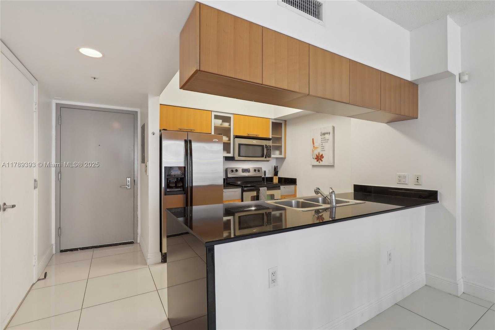 Small Image of 1750 NORTH BAYSHORE DR #2805, Miami Number 13