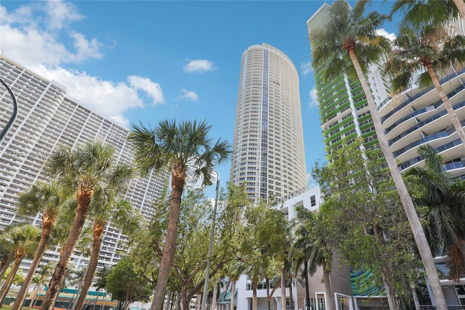Small Image of 1750 NORTH BAYSHORE DR #2805, Miami Number 2