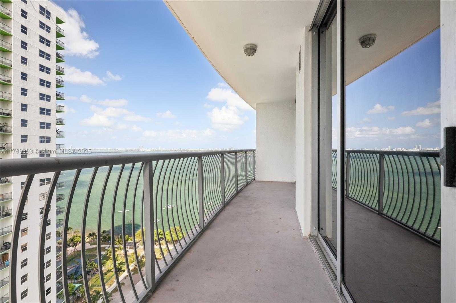 Small Image of 1750 NORTH BAYSHORE DR #2805, Miami Number 32