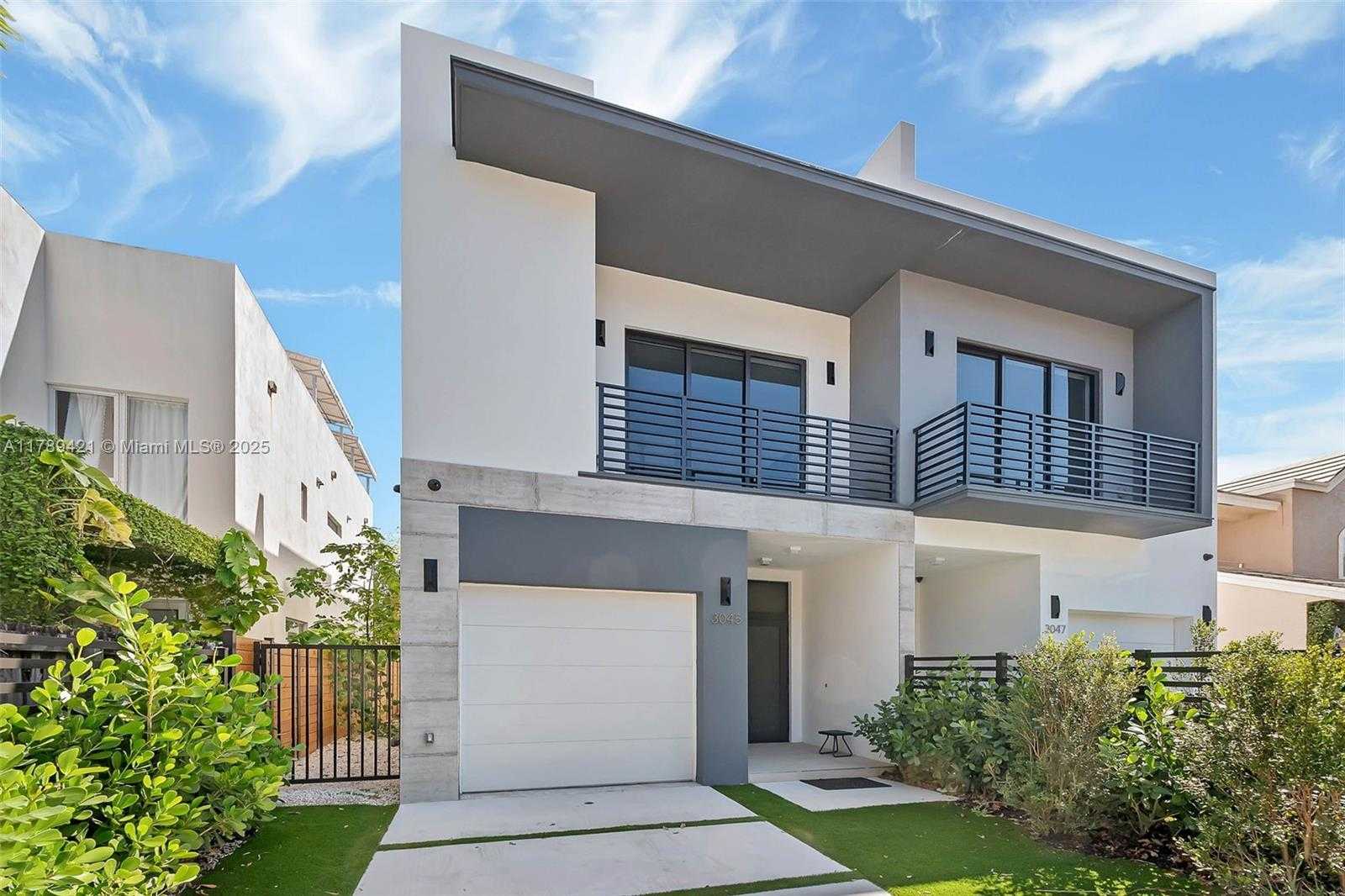 Small Image of 3045 ELIZABETH ST, Miami Number 3