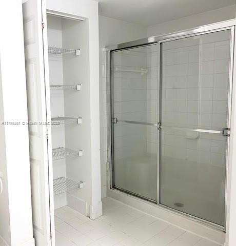 Small Image of 17150 NORTH BAY RD #2402, Sunny Isles Beach Number 6