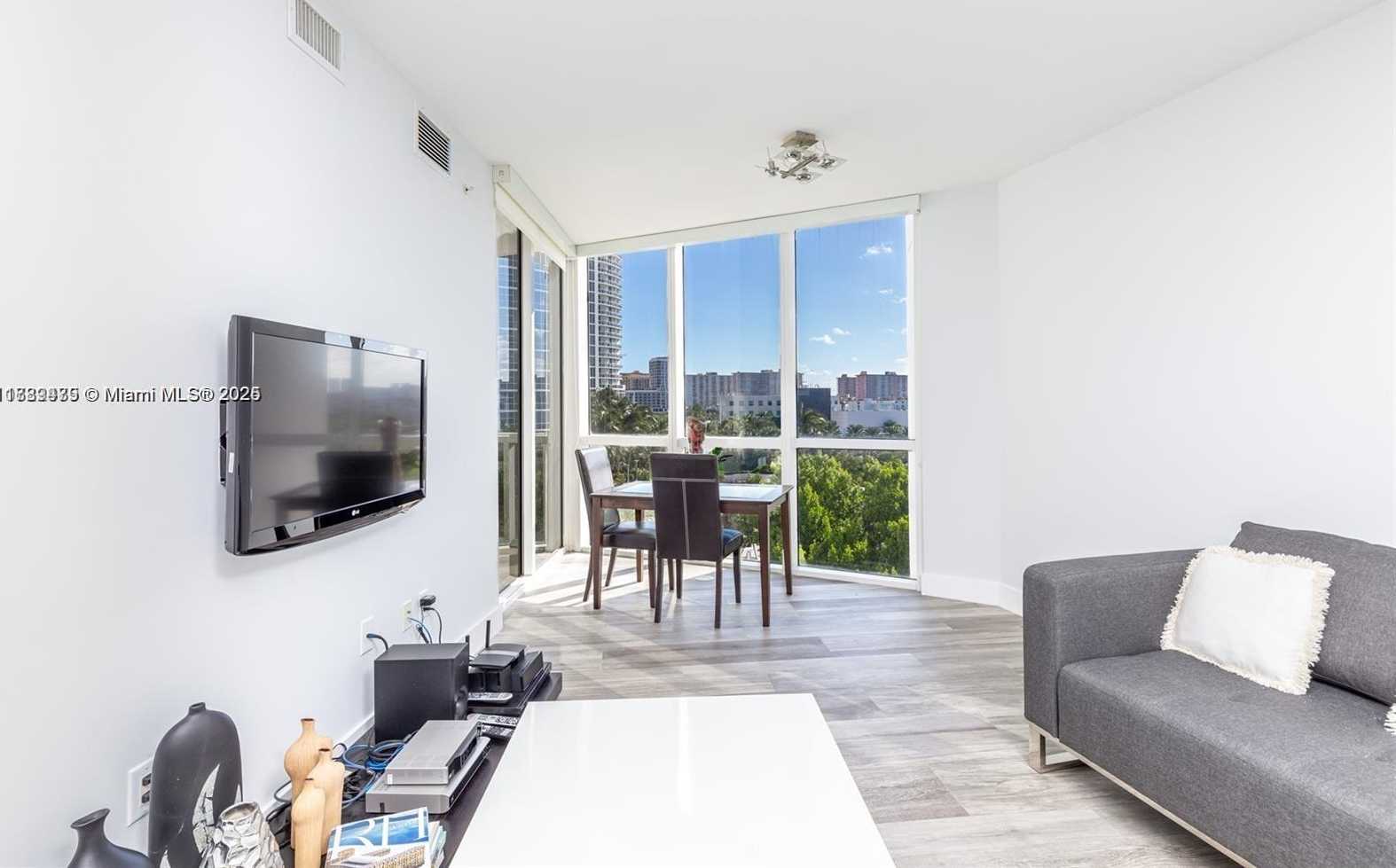 Small Image of 18201 COLLINS AVE #703, Sunny Isles Beach Number 13