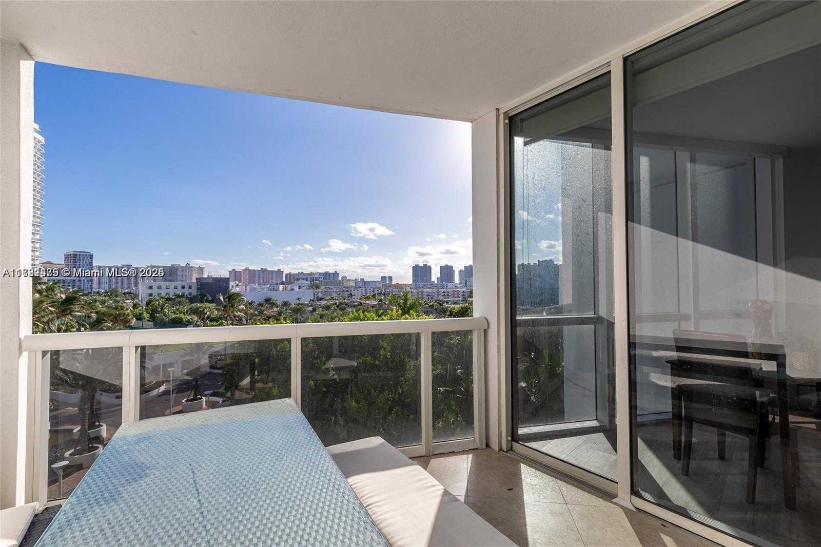 Small Image of 18201 COLLINS AVE #703, Sunny Isles Beach Number 6