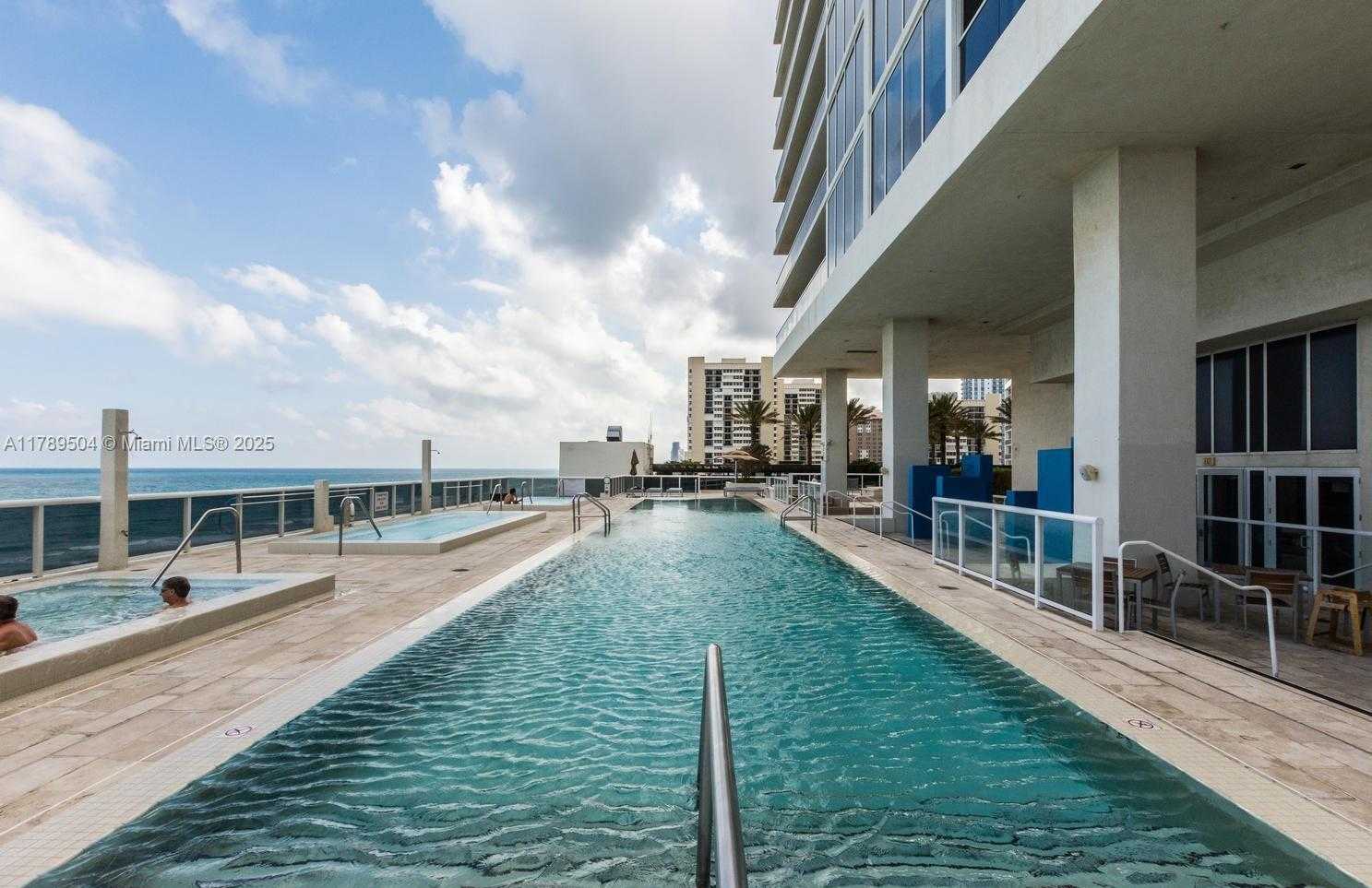 Small Image of 1830 SOUTH OCEAN DR #3609, Hallandale Beach Number 10