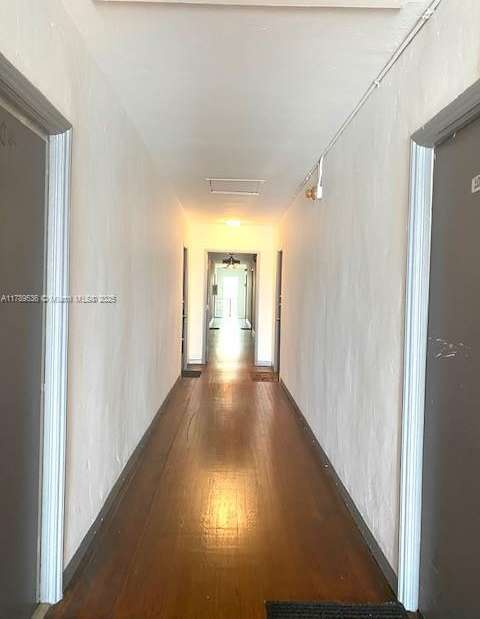 Small Image of 1525 MERIDIAN AVE #204, Miami Beach Number 24