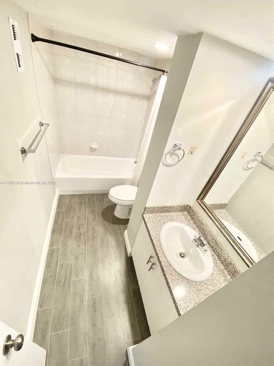 Small Image of 10400 SOUTH WEST 108TH AVE #A315, Miami Number 7