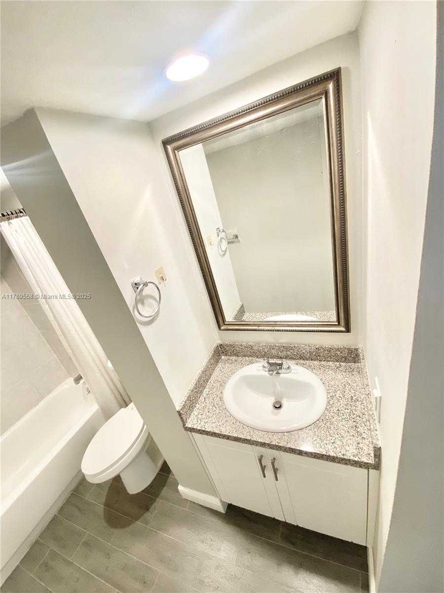 Small Image of 10400 SOUTH WEST 108TH AVE #A315, Miami Number 8
