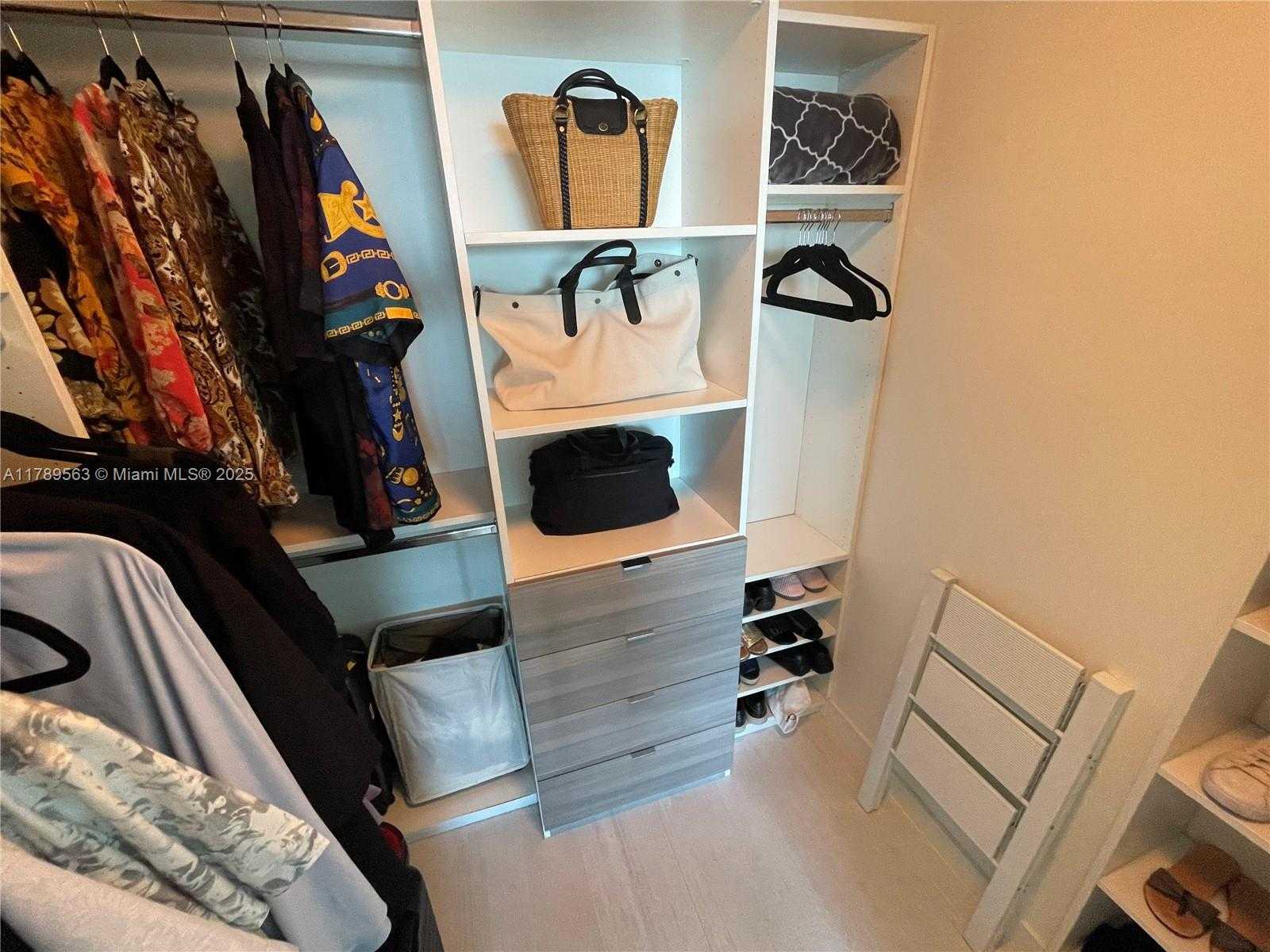 Small Image of 460 NORTH EAST 28TH ST #2107, Miami Number 17