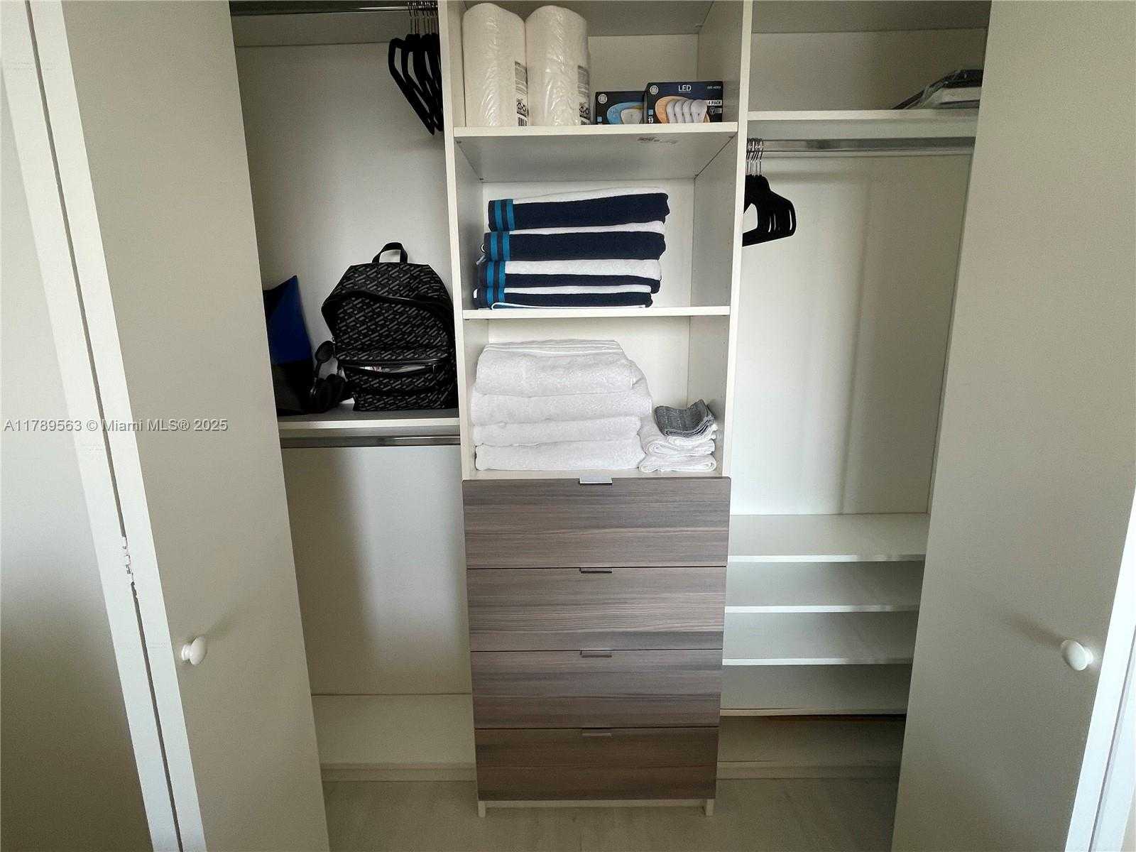 Small Image of 460 NORTH EAST 28TH ST #2107, Miami Number 20