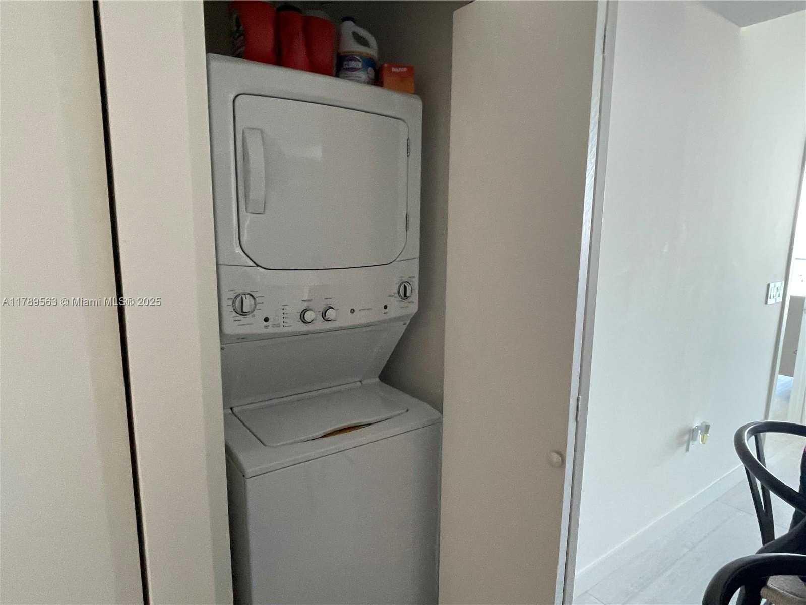 Small Image of 460 NORTH EAST 28TH ST #2107, Miami Number 22