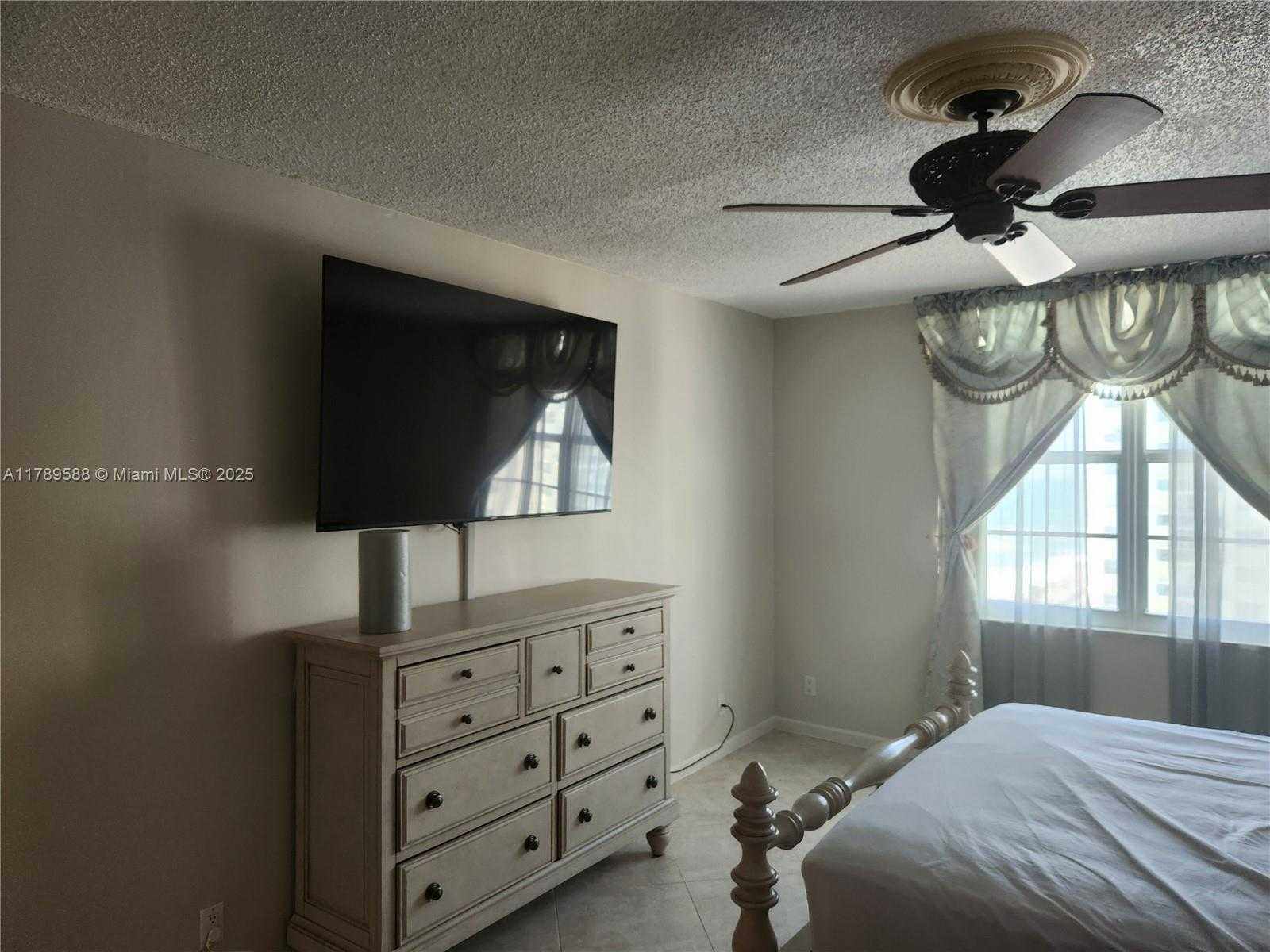 Small Image of 3725 SOUTH OCEAN DR #1108, Hollywood Number 11
