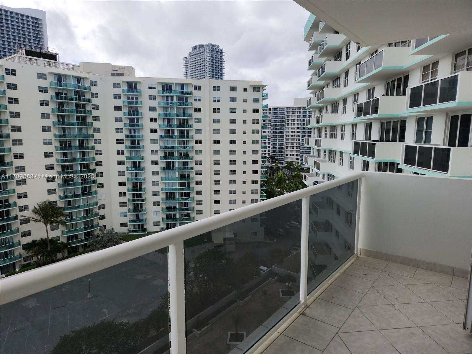 Small Image of 3725 SOUTH OCEAN DR #1108, Hollywood Number 22