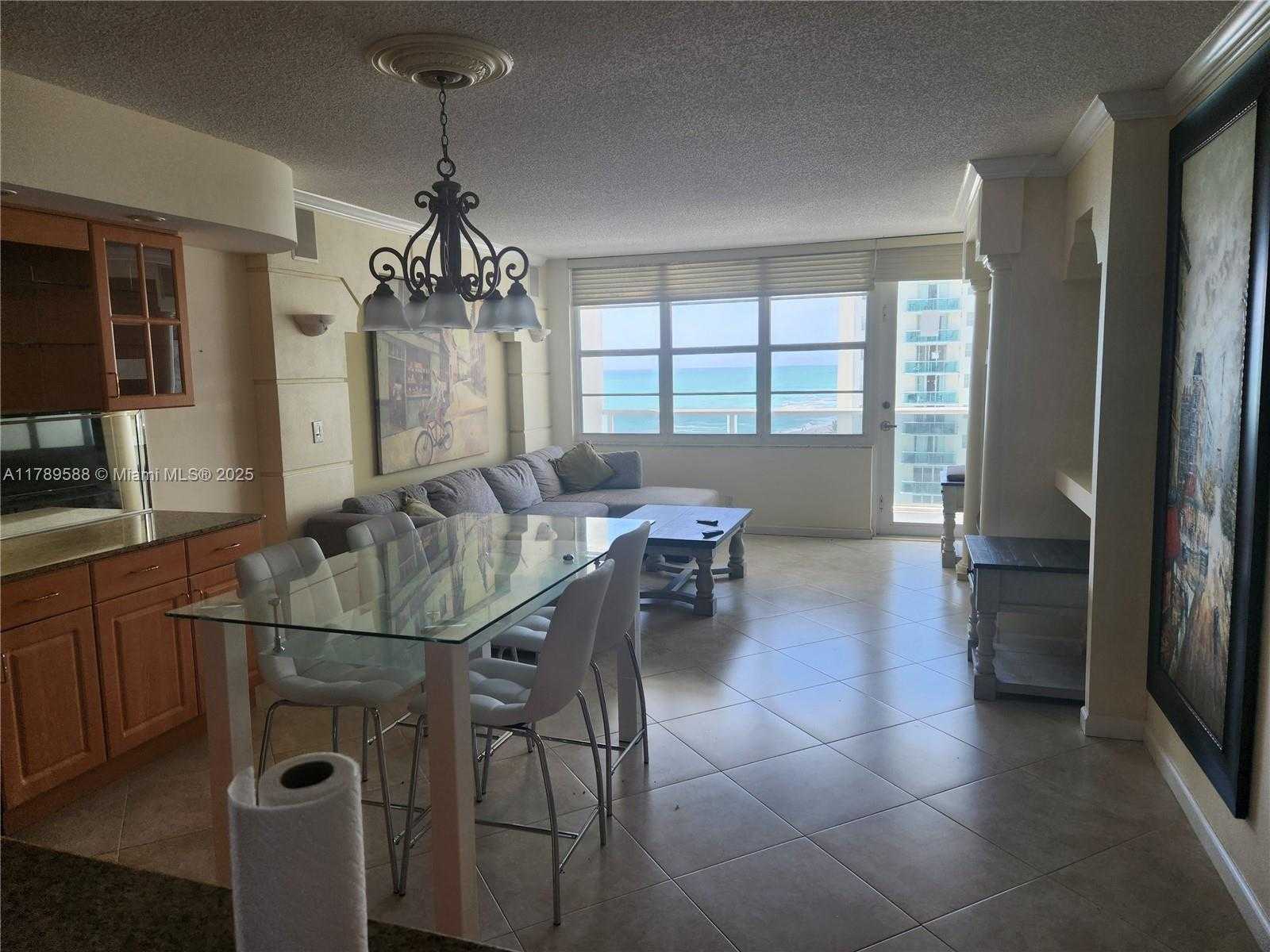 Small Image of 3725 SOUTH OCEAN DR #1108, Hollywood Number 4