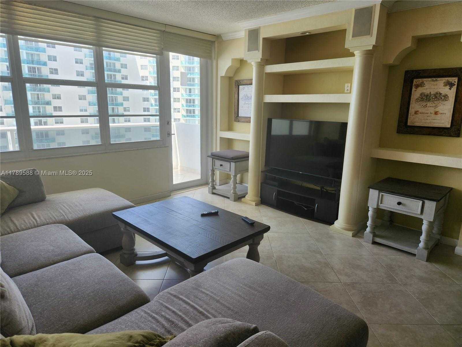 Small Image of 3725 SOUTH OCEAN DR #1108, Hollywood Number 5