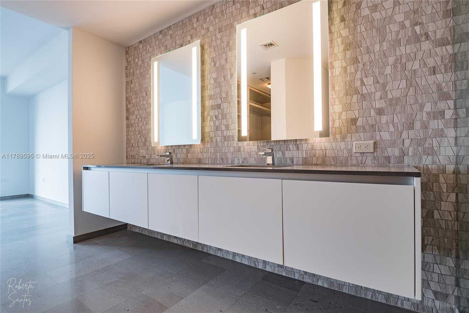 Small Image of 88 SOUTH WEST 7TH ST #1004, Miami Number 11