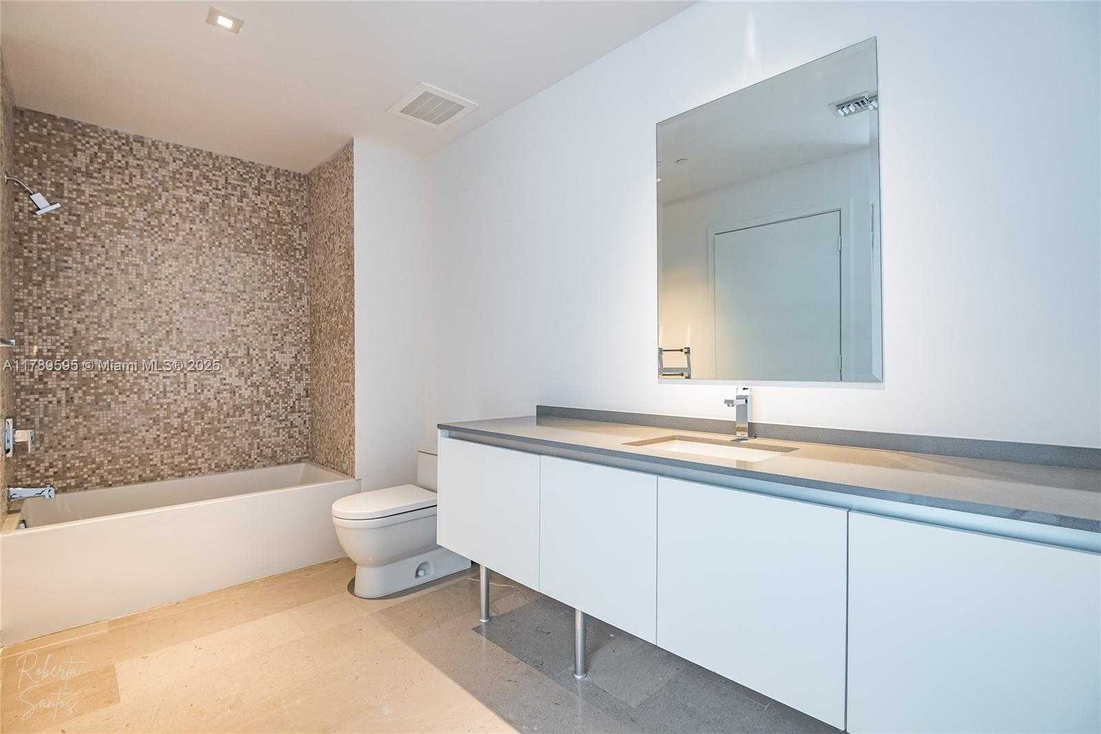Small Image of 88 SOUTH WEST 7TH ST #1004, Miami Number 13