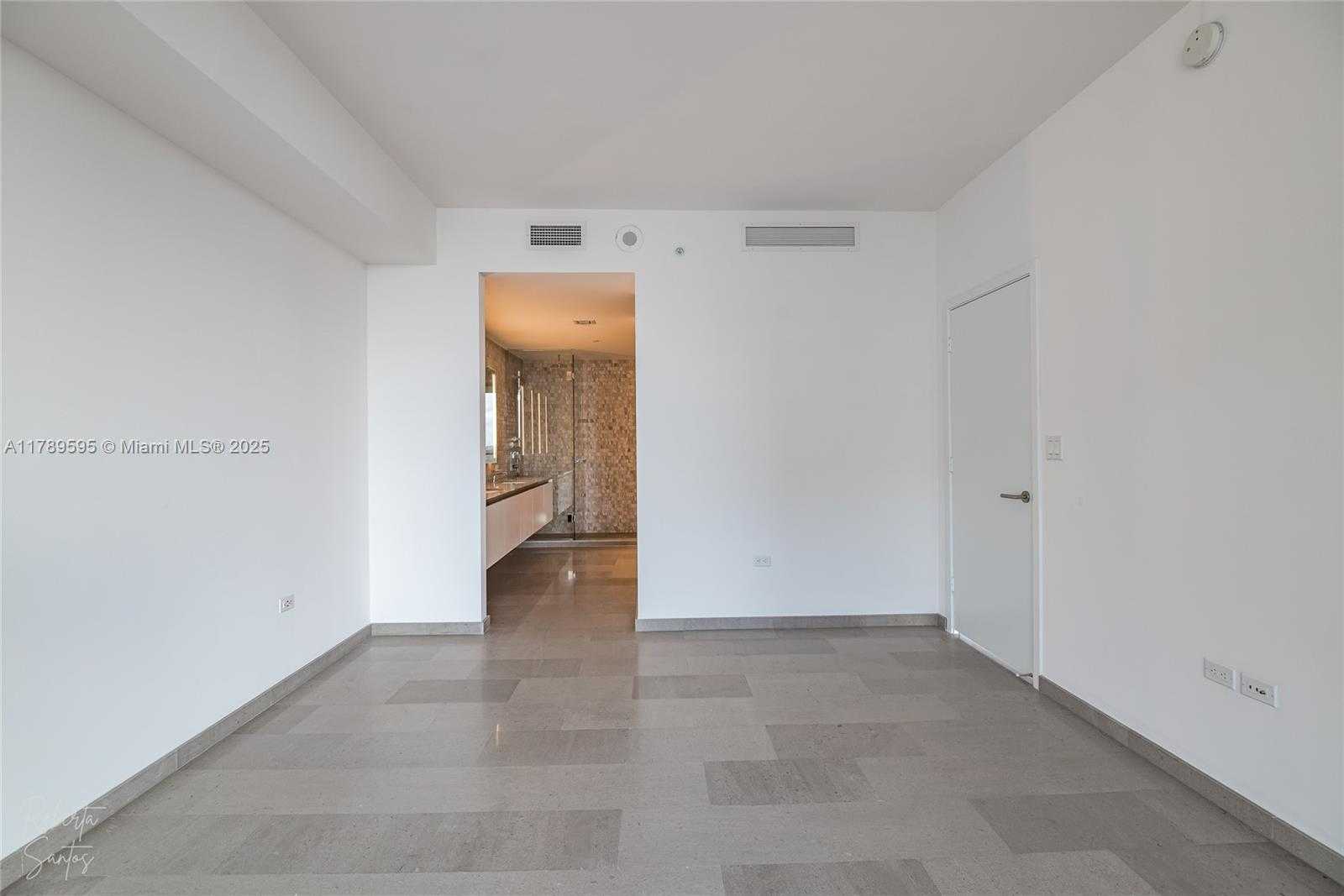 Small Image of 88 SOUTH WEST 7TH ST #1004, Miami Number 23