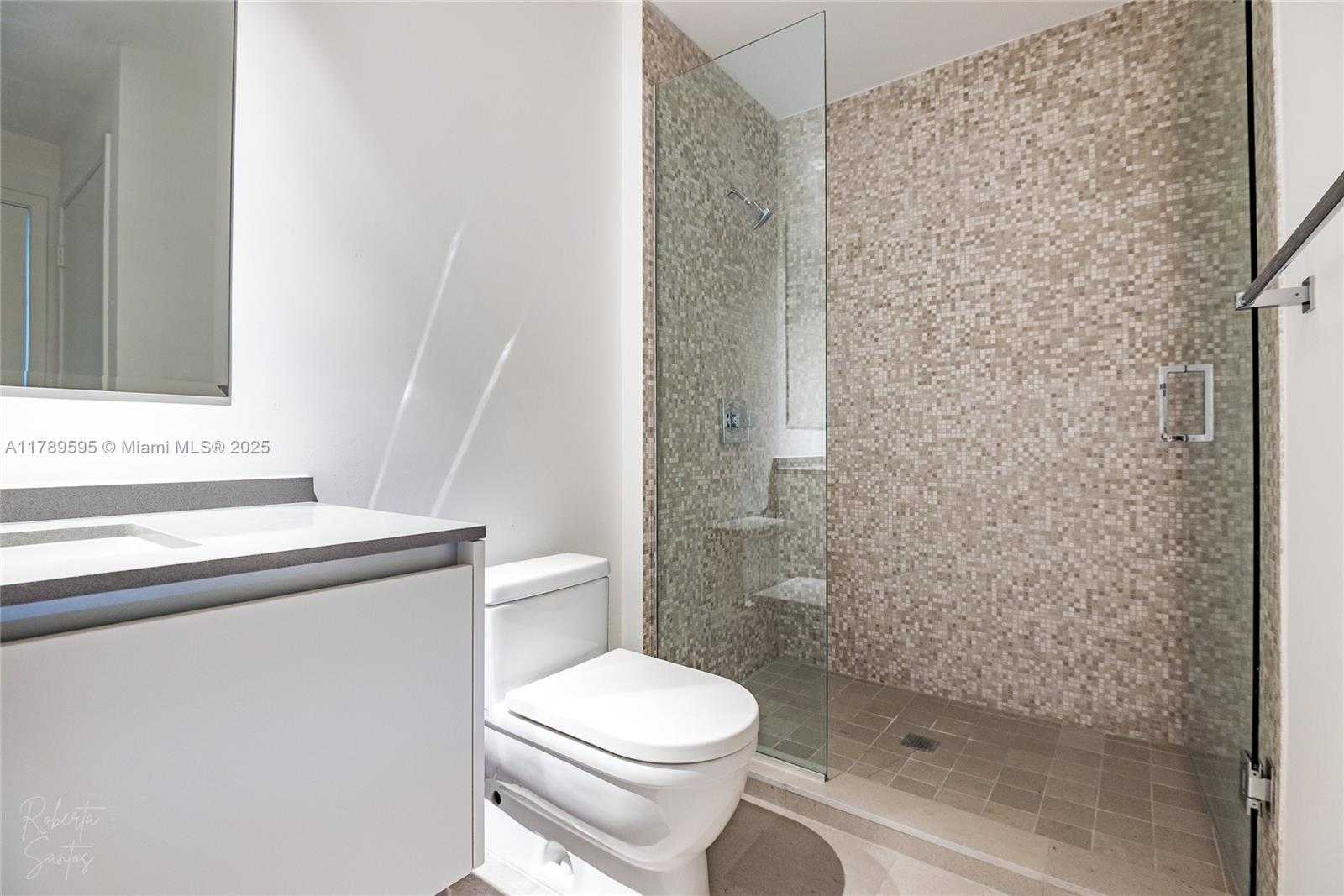 Small Image of 88 SOUTH WEST 7TH ST #1004, Miami Number 25