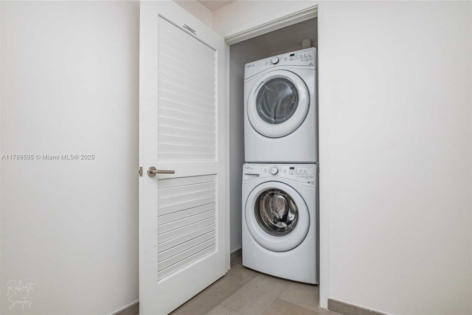 Small Image of 88 SOUTH WEST 7TH ST #1004, Miami Number 30