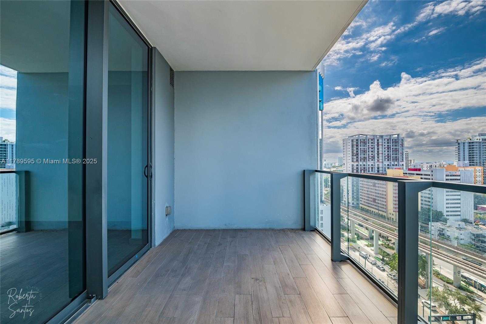 Small Image of 88 SOUTH WEST 7TH ST #1004, Miami Number 33