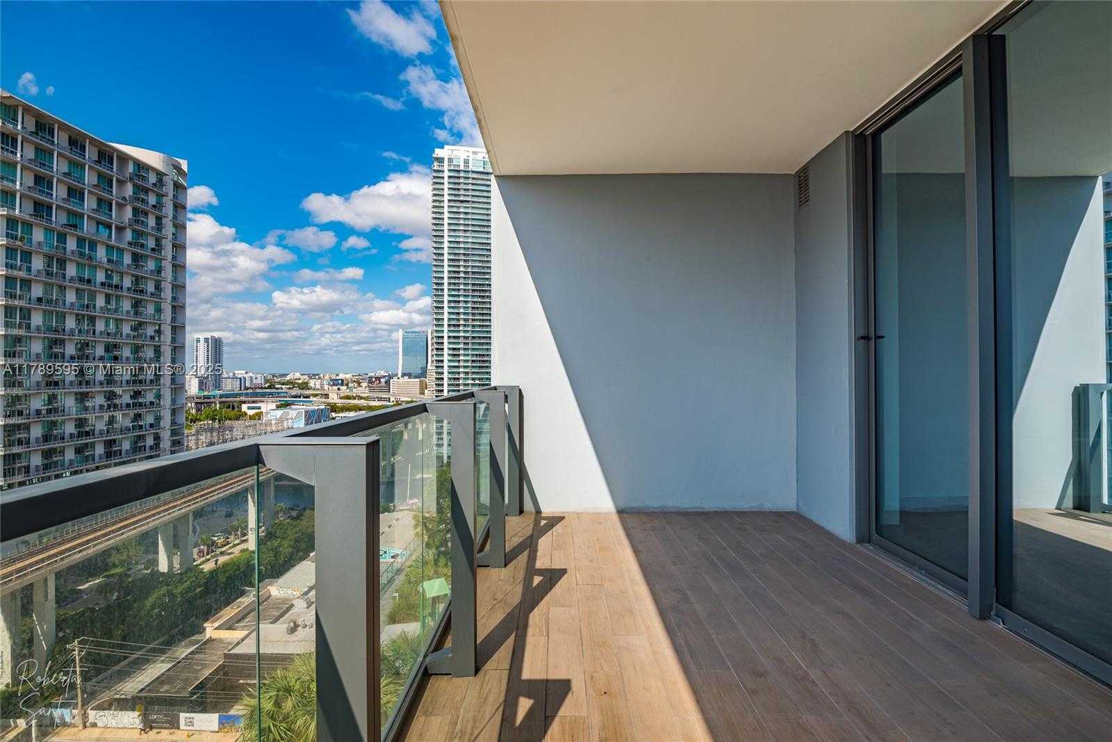 Small Image of 88 SOUTH WEST 7TH ST #1004, Miami Number 36