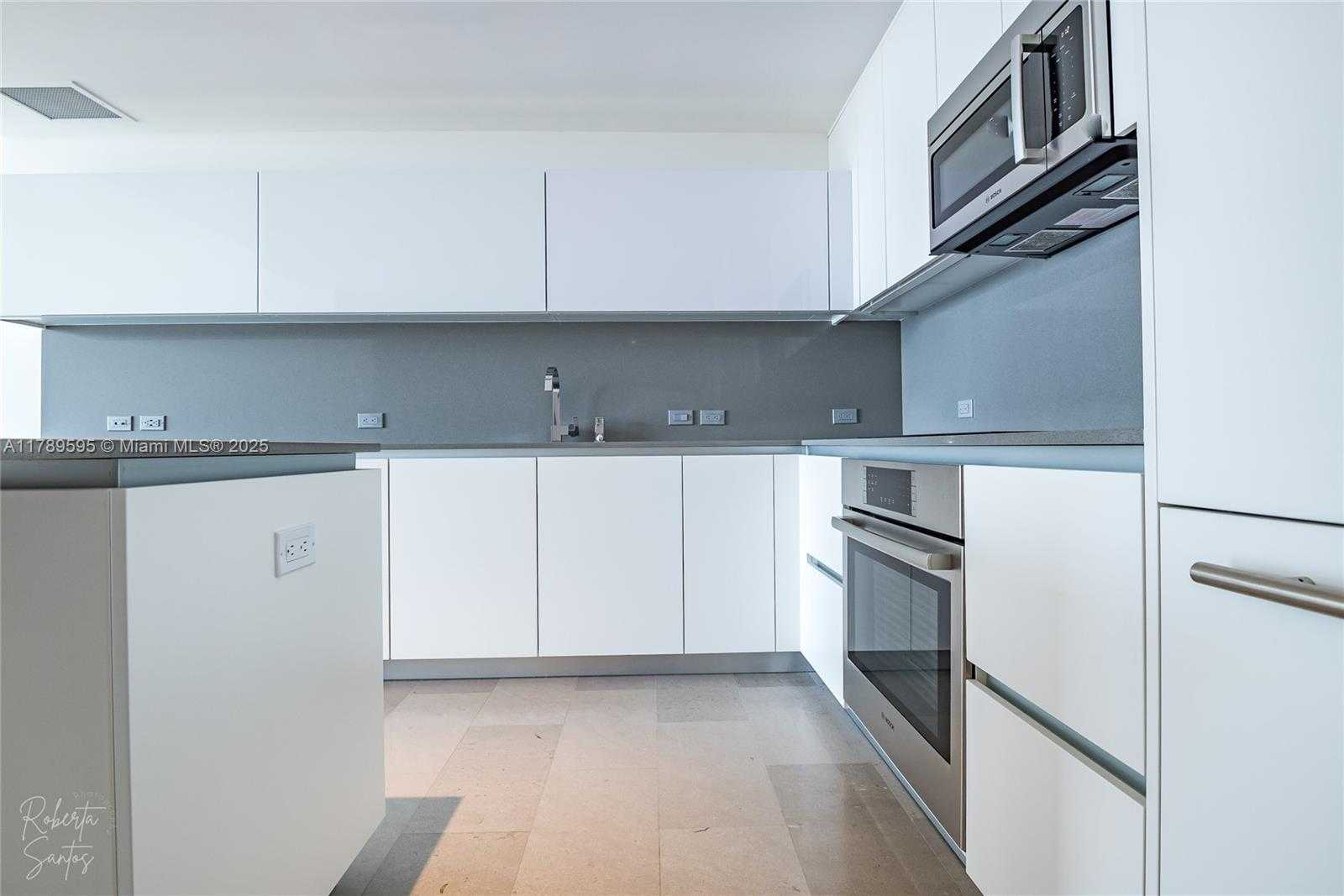 Small Image of 88 SOUTH WEST 7TH ST #1004, Miami Number 4