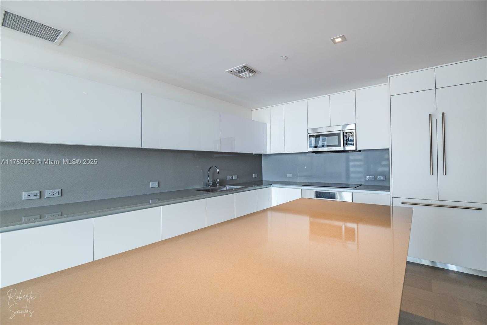 Small Image of 88 SOUTH WEST 7TH ST #1004, Miami Number 5