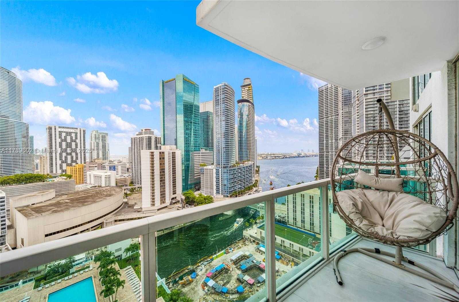 Small Image of 41 SOUTH EAST 5TH ST #1407, Miami Number 29