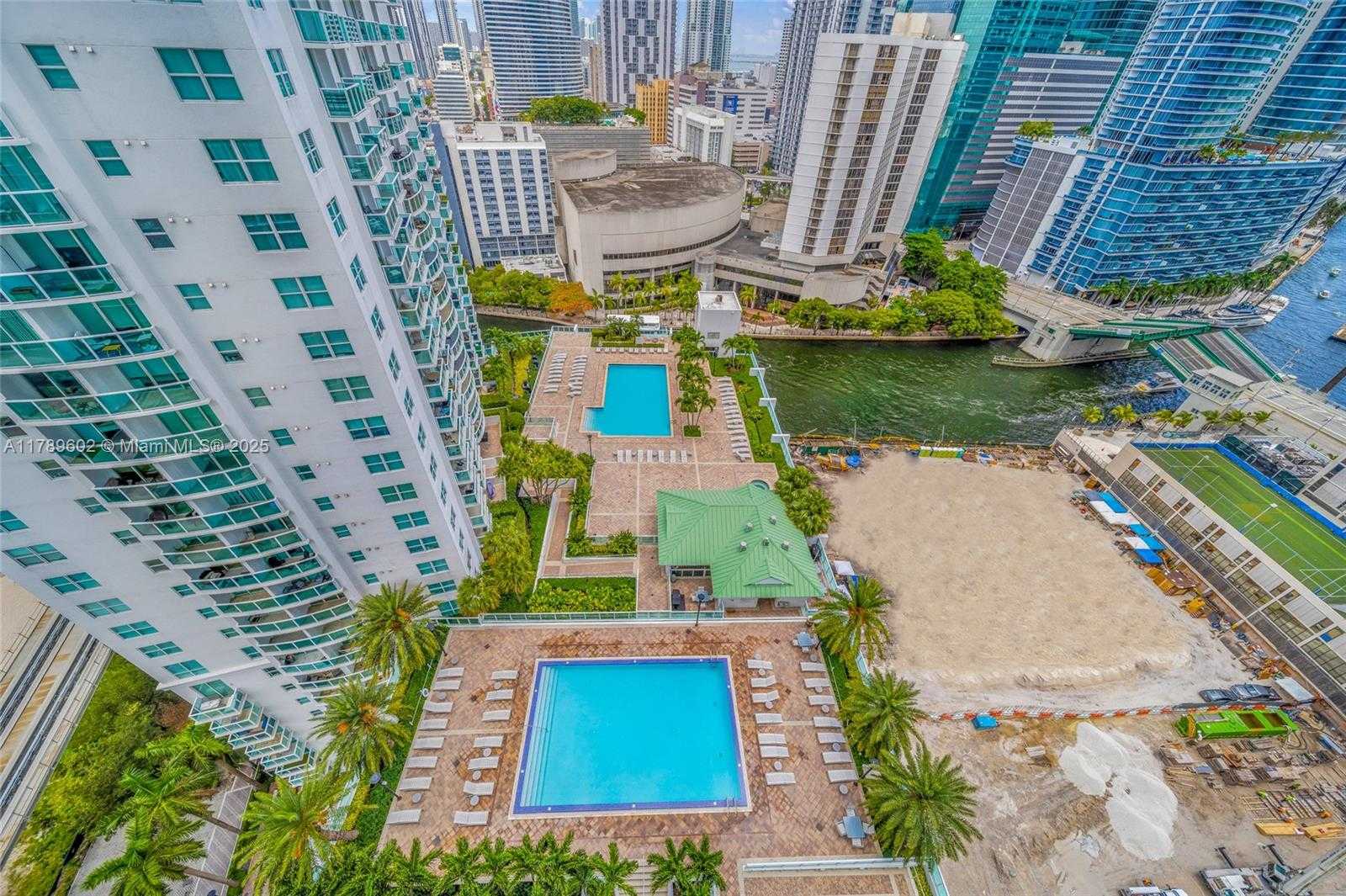 Small Image of 41 SOUTH EAST 5TH ST #1407, Miami Number 30