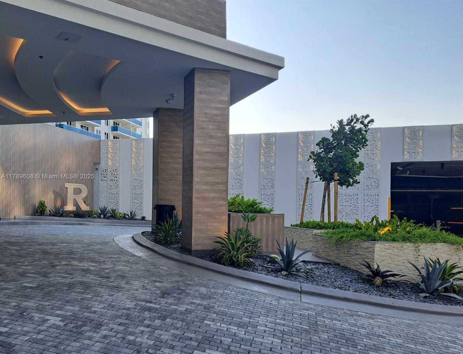 Small Image of 2301 COLLINS AVE #504, Miami Beach Number 26