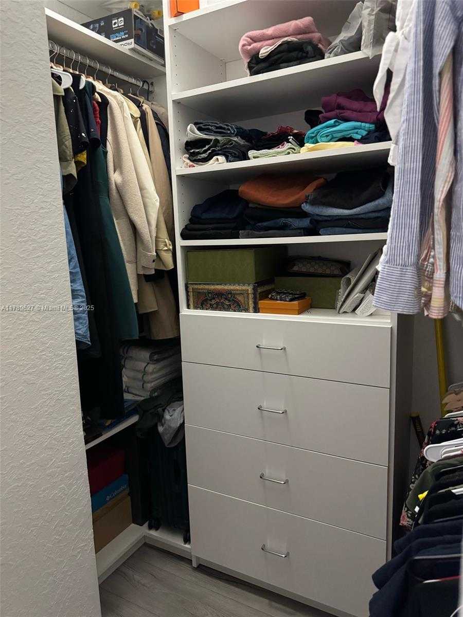 Small Image of 10800 NORTH WEST 88TH TER #204, Doral Number 8
