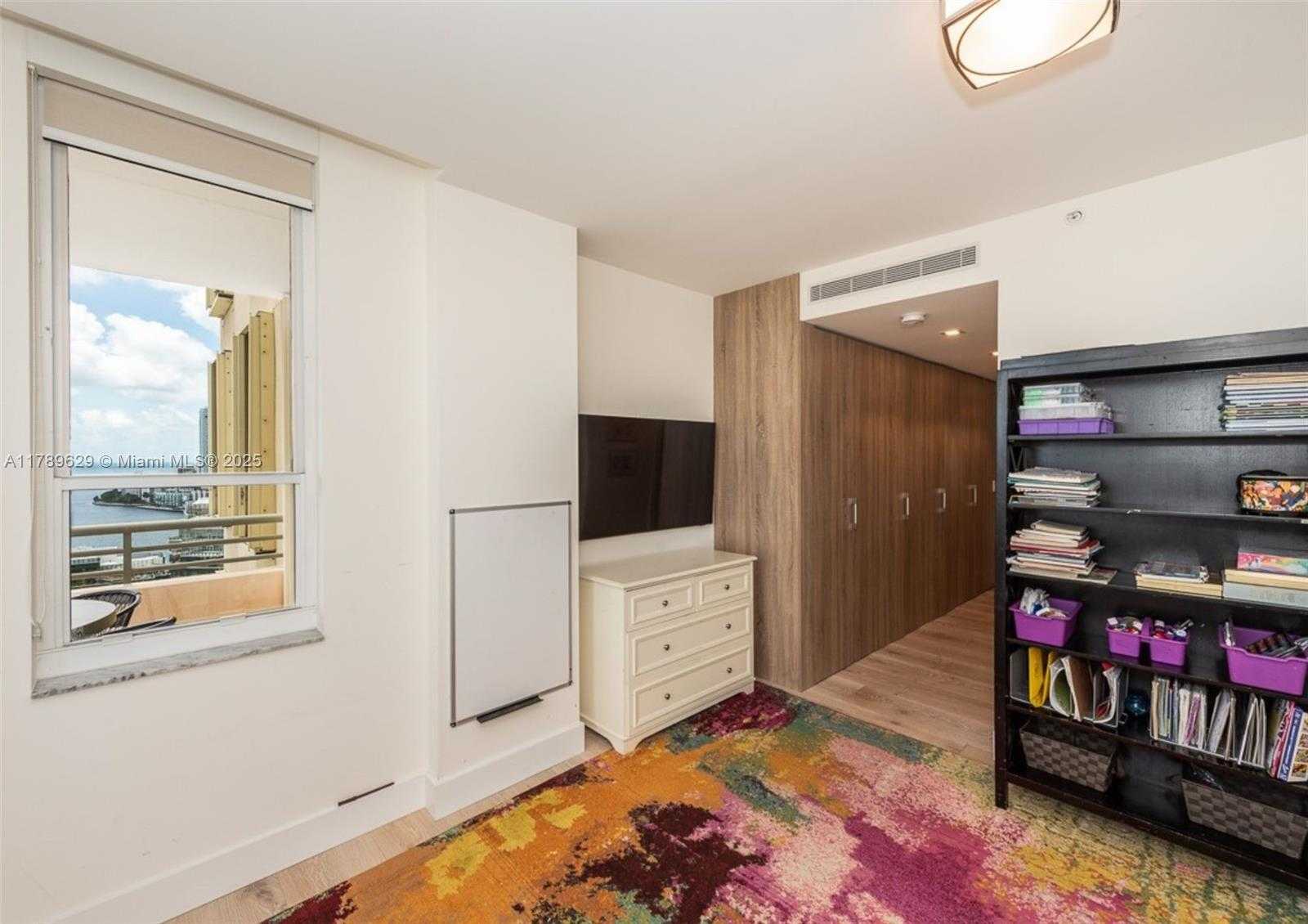 Small Image of 888 BRICKELL KEY DR #2501, Miami Number 18