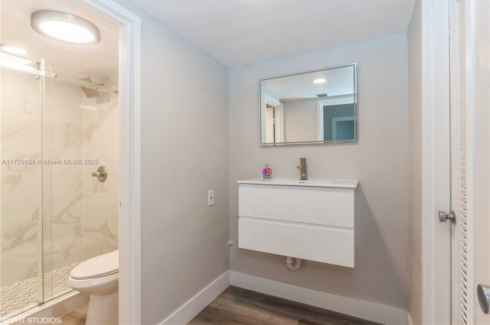 Small Image of 9225 COLLINS AVE #907, Surfside Number 10