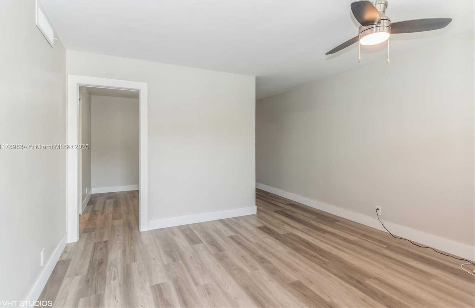 Small Image of 9225 COLLINS AVE #907, Surfside Number 6