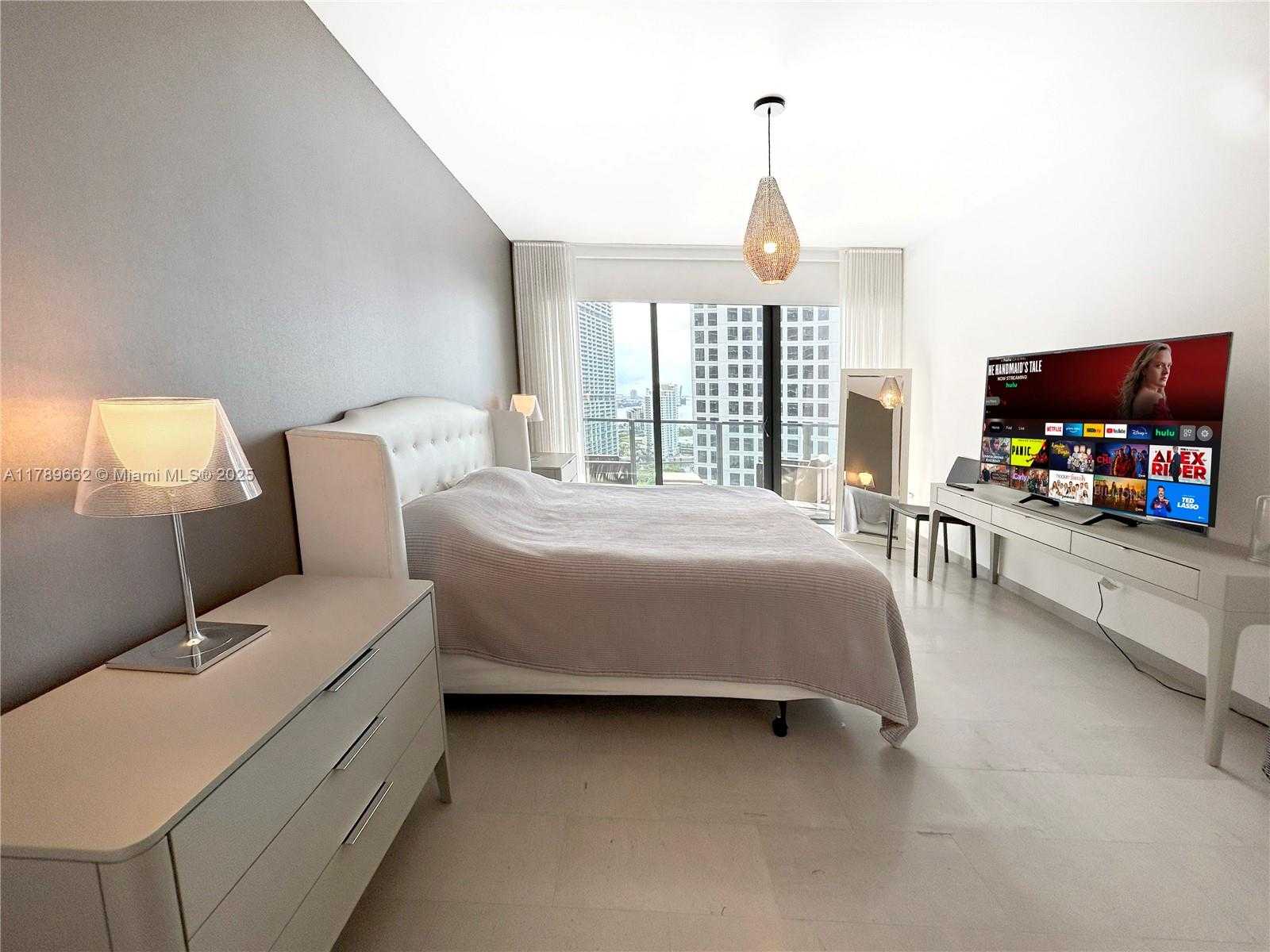 Small Image of 68 SOUTH EAST 6TH ST #1903, Miami Number 10