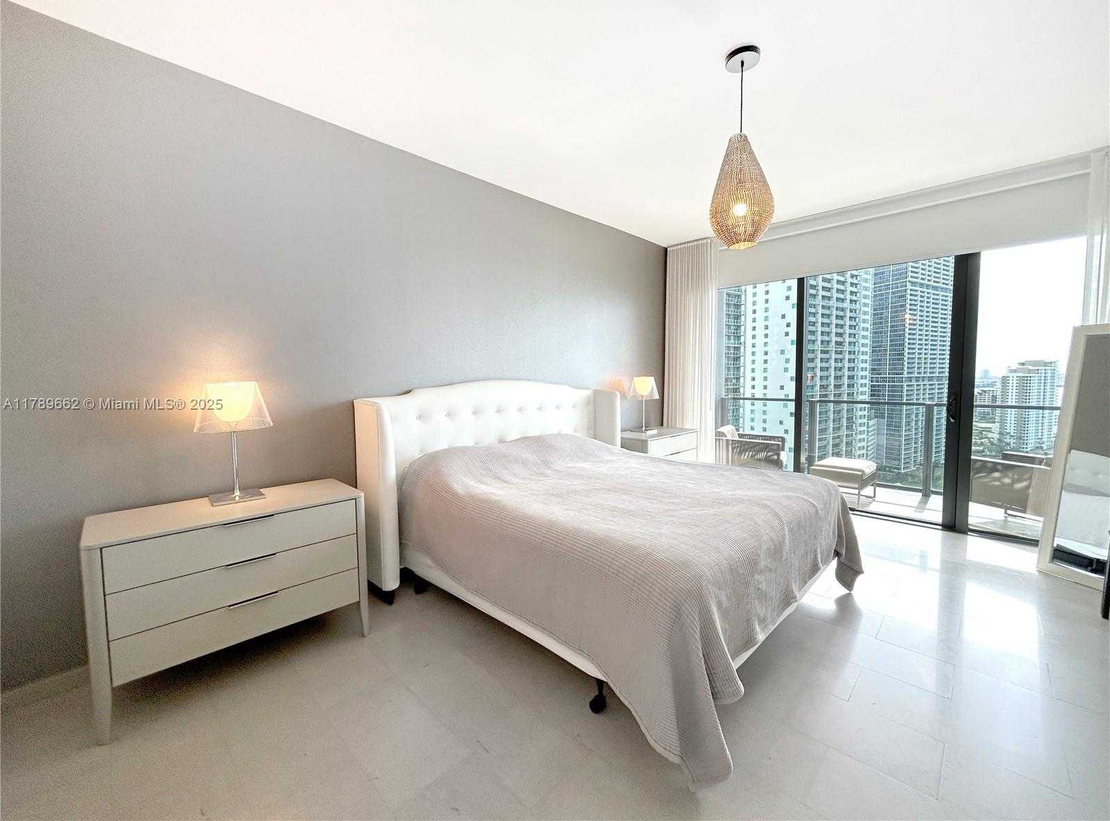 Small Image of 68 SOUTH EAST 6TH ST #1903, Miami Number 12