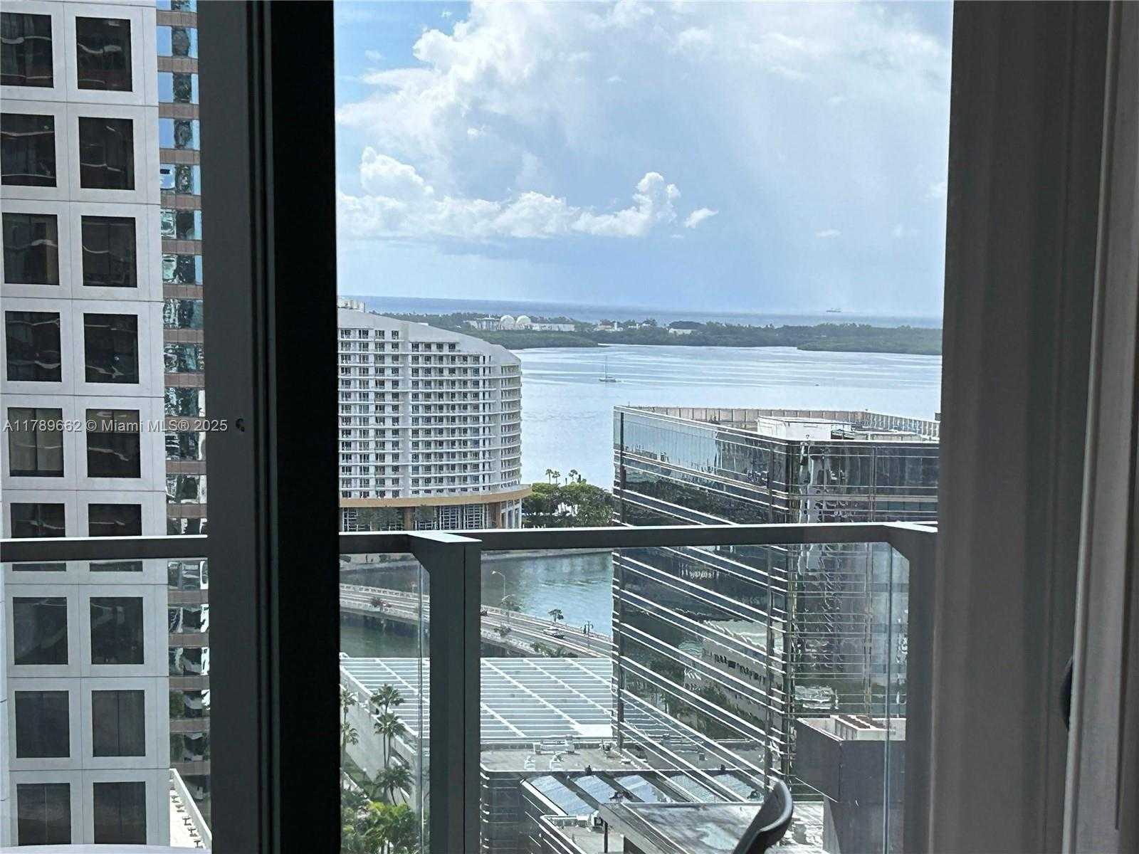 Small Image of 68 SOUTH EAST 6TH ST #1903, Miami Number 20