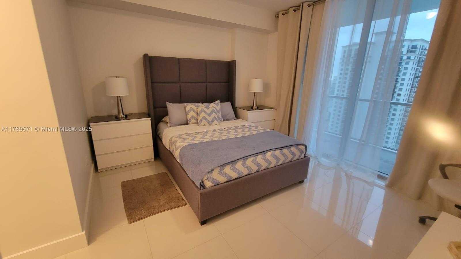 Small Image of 1111 SOUTH WEST 1ST AVE #3121-N, Miami Number 5