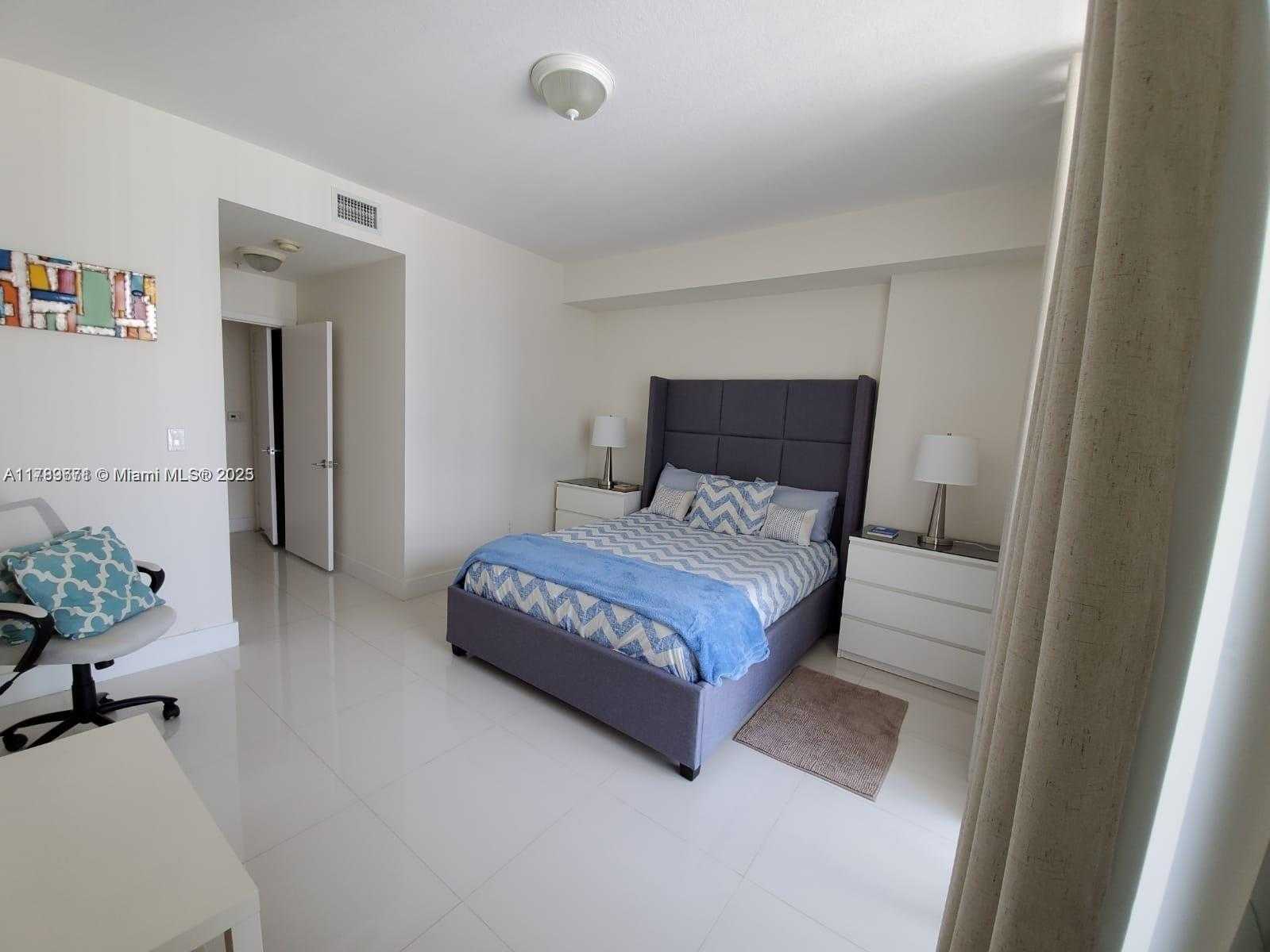 Small Image of 1111 SOUTH WEST 1ST AVE #3121-N, Miami Number 7