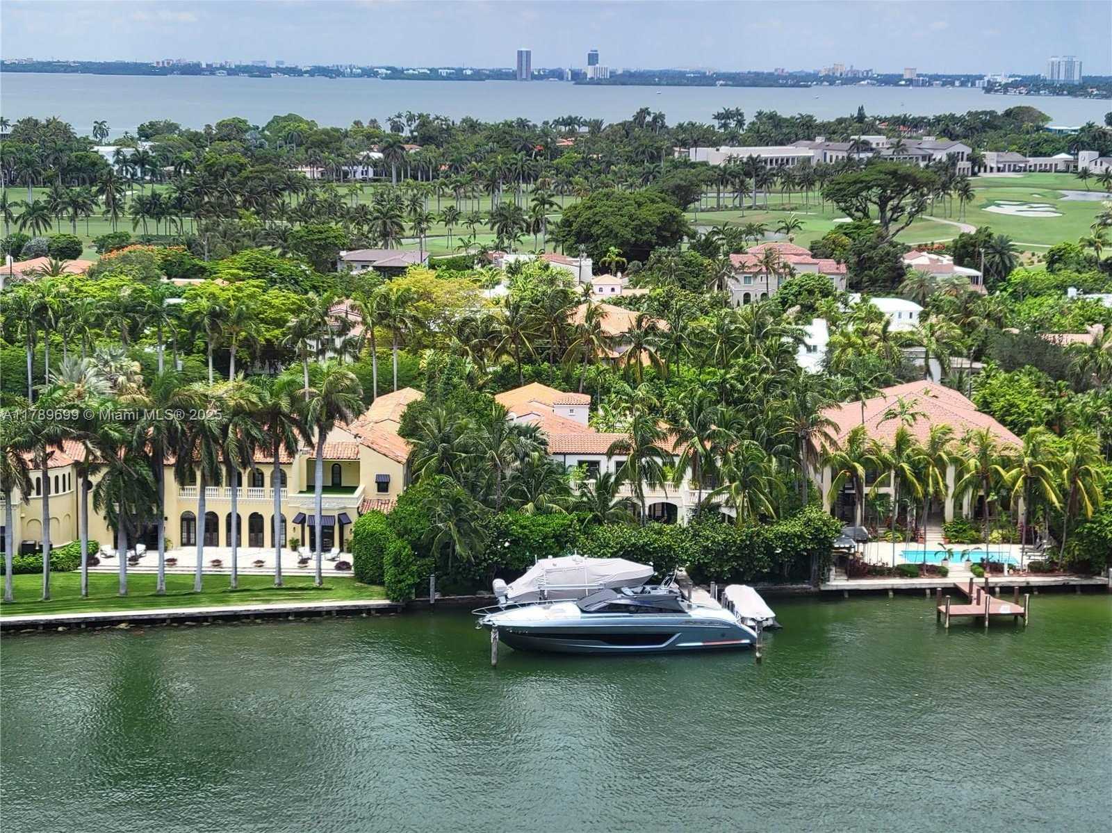 Small Image of 5600 COLLINS AVE #16F, Miami Beach Number 14