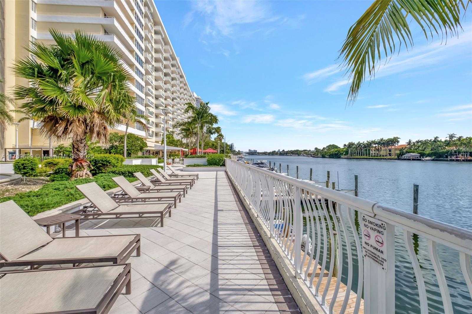 Small Image of 5600 COLLINS AVE #16F, Miami Beach Number 33
