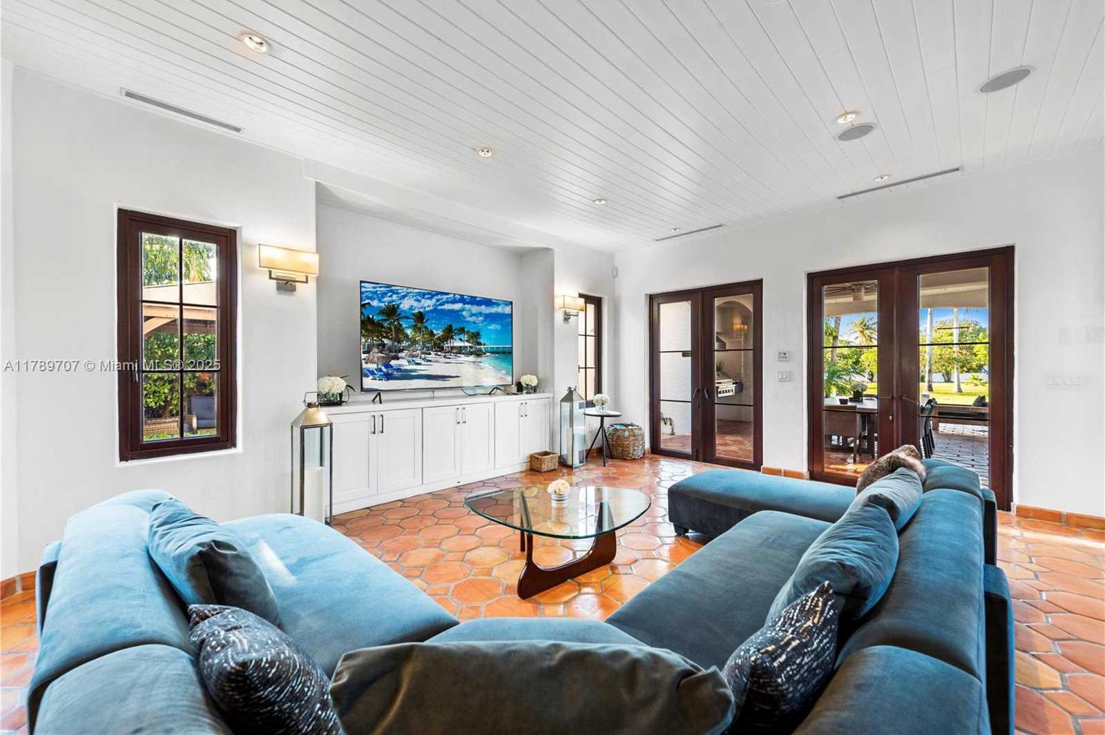 Small Image of 1201 NORTH EAST 83RD ST, Miami Number 12