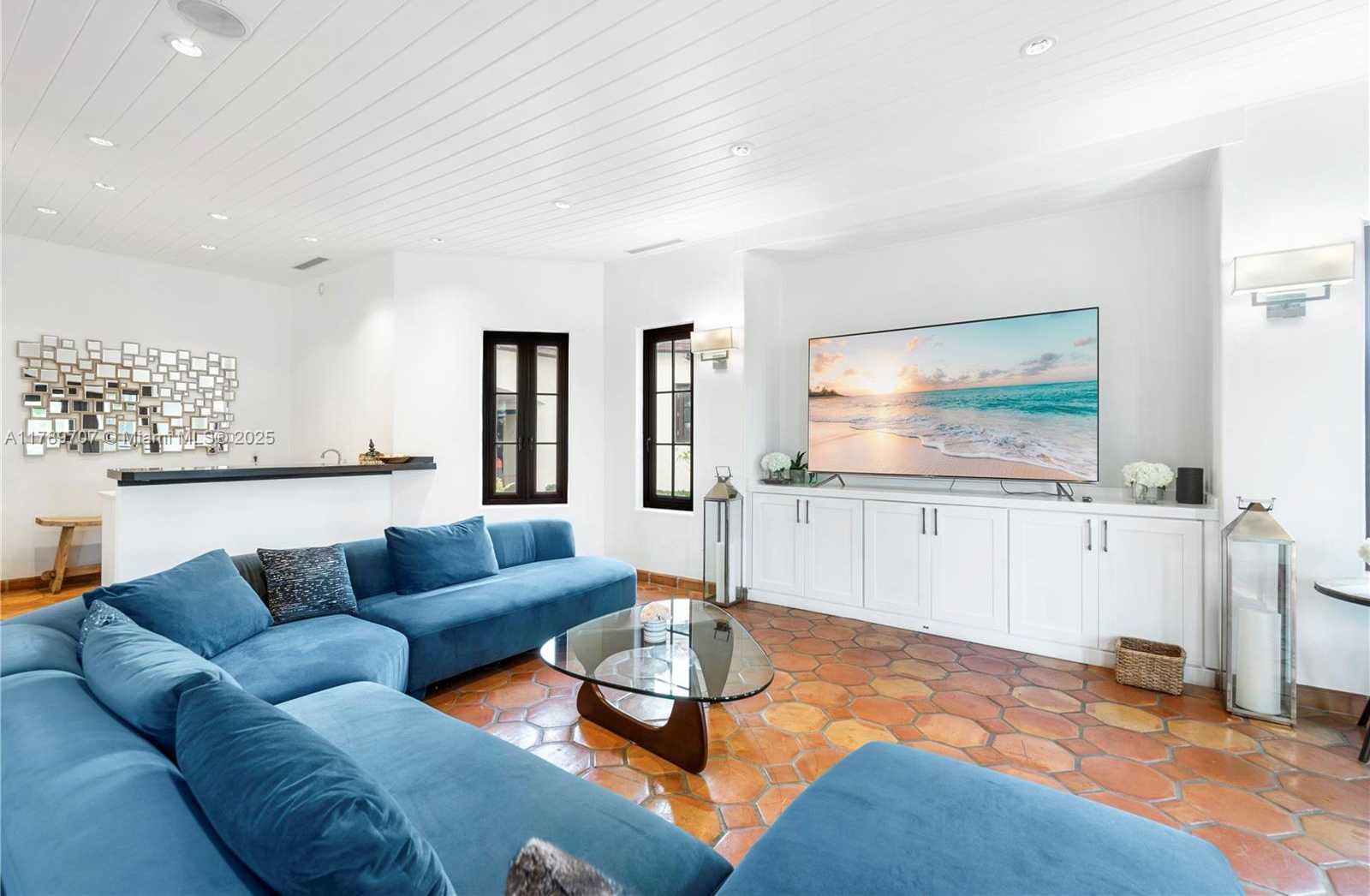 Small Image of 1201 NORTH EAST 83RD ST, Miami Number 13
