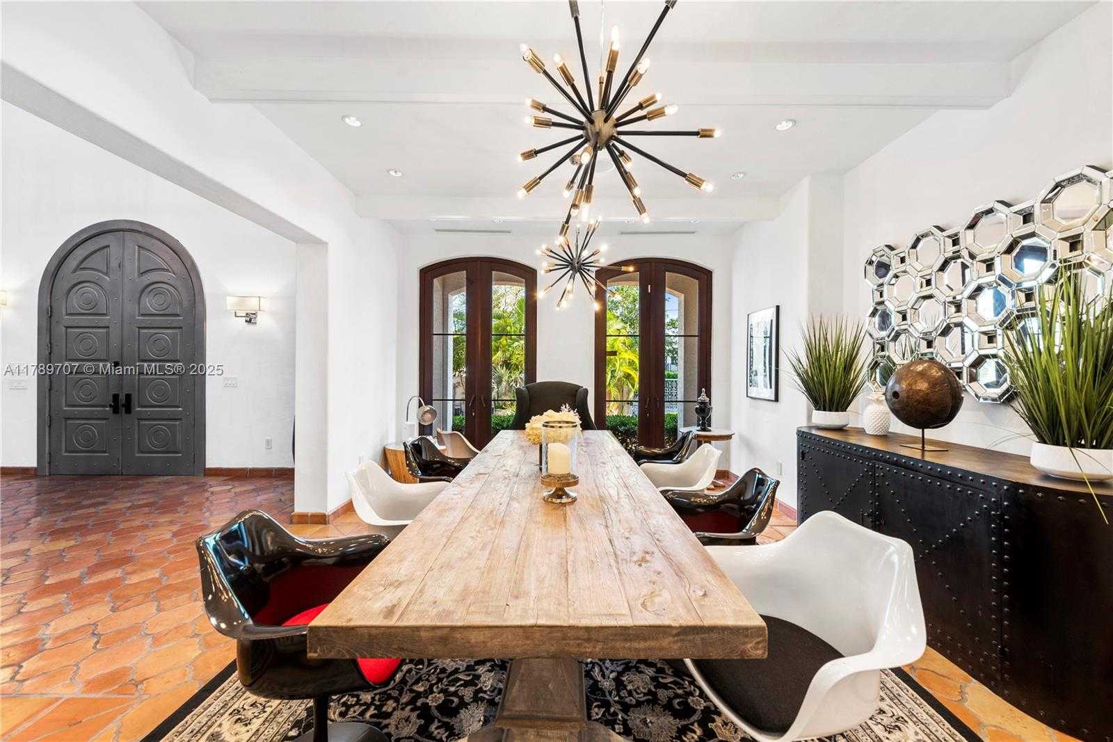Small Image of 1201 NORTH EAST 83RD ST, Miami Number 22