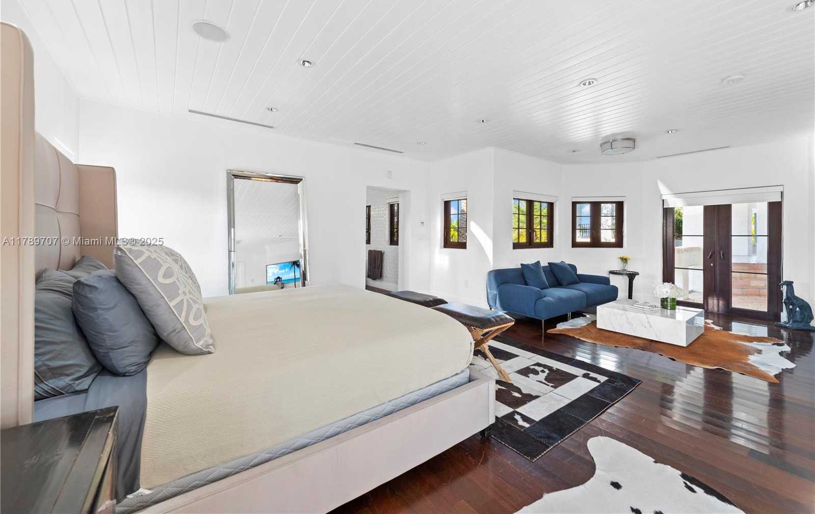 Small Image of 1201 NORTH EAST 83RD ST, Miami Number 27