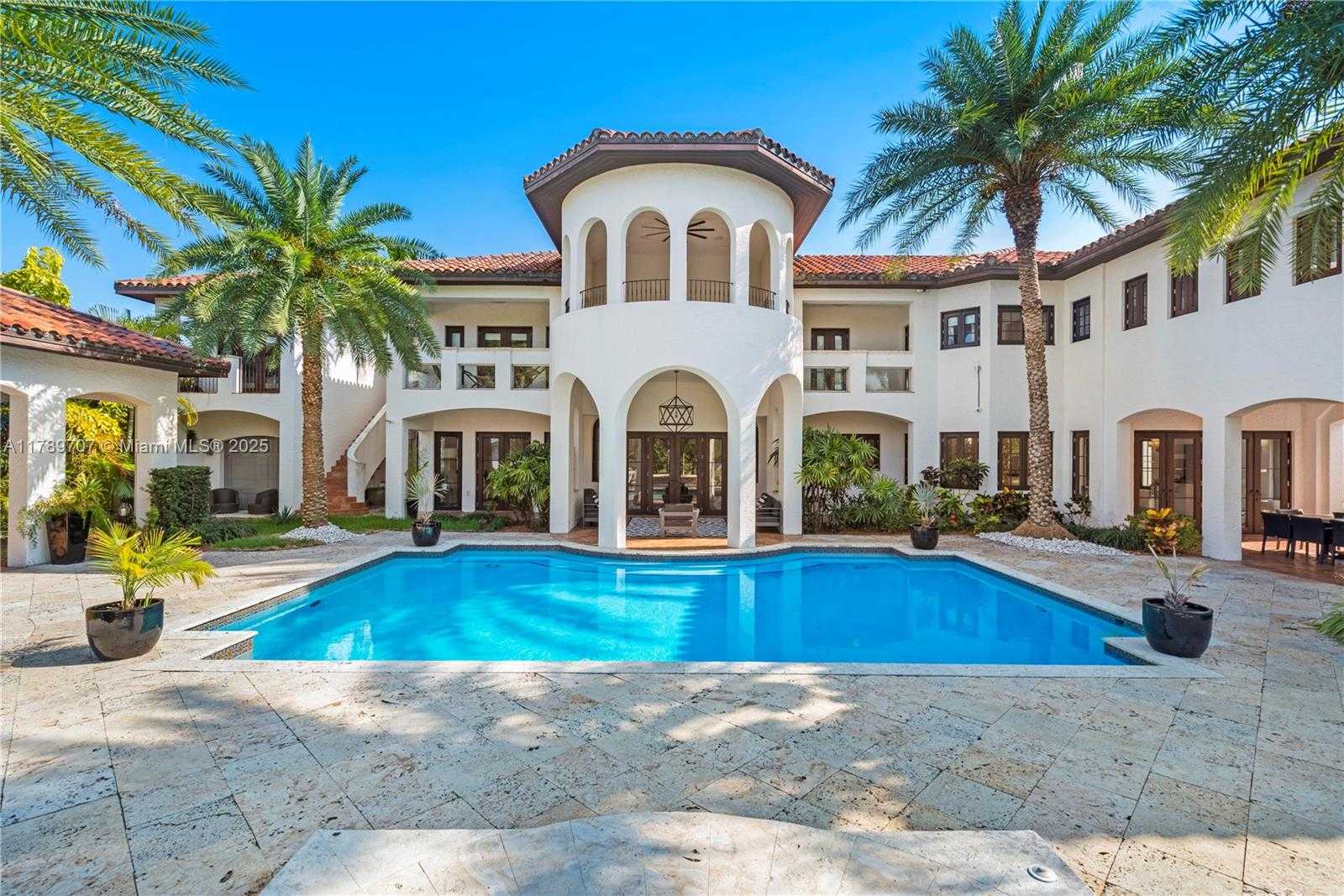 Small Image of 1201 NORTH EAST 83RD ST, Miami Number 3